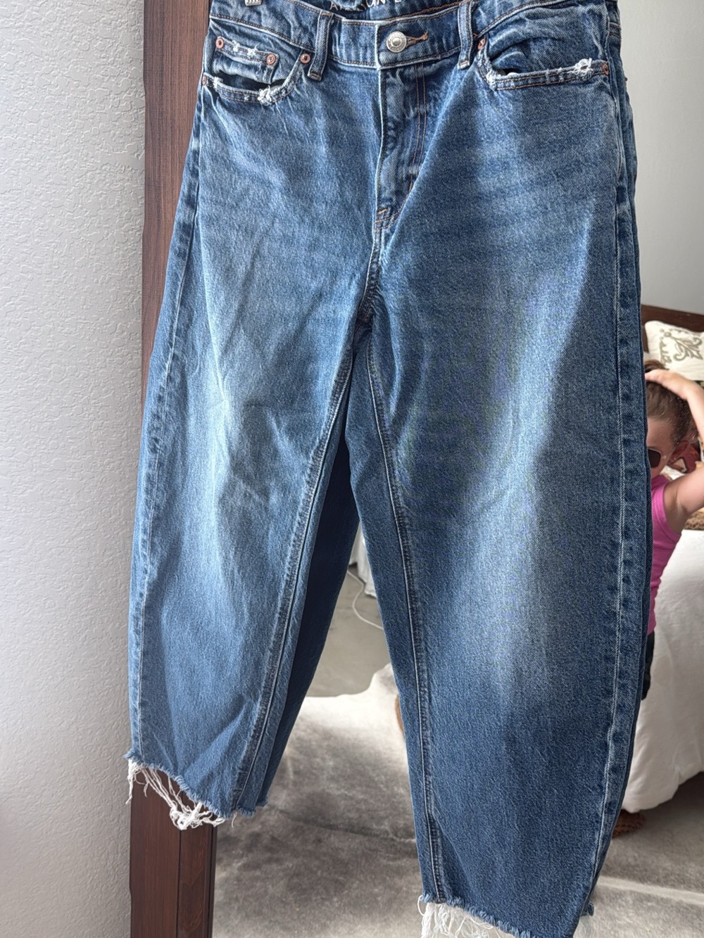 American Eagle Outfitters Blue Distressed High-Rise Crop Jeans